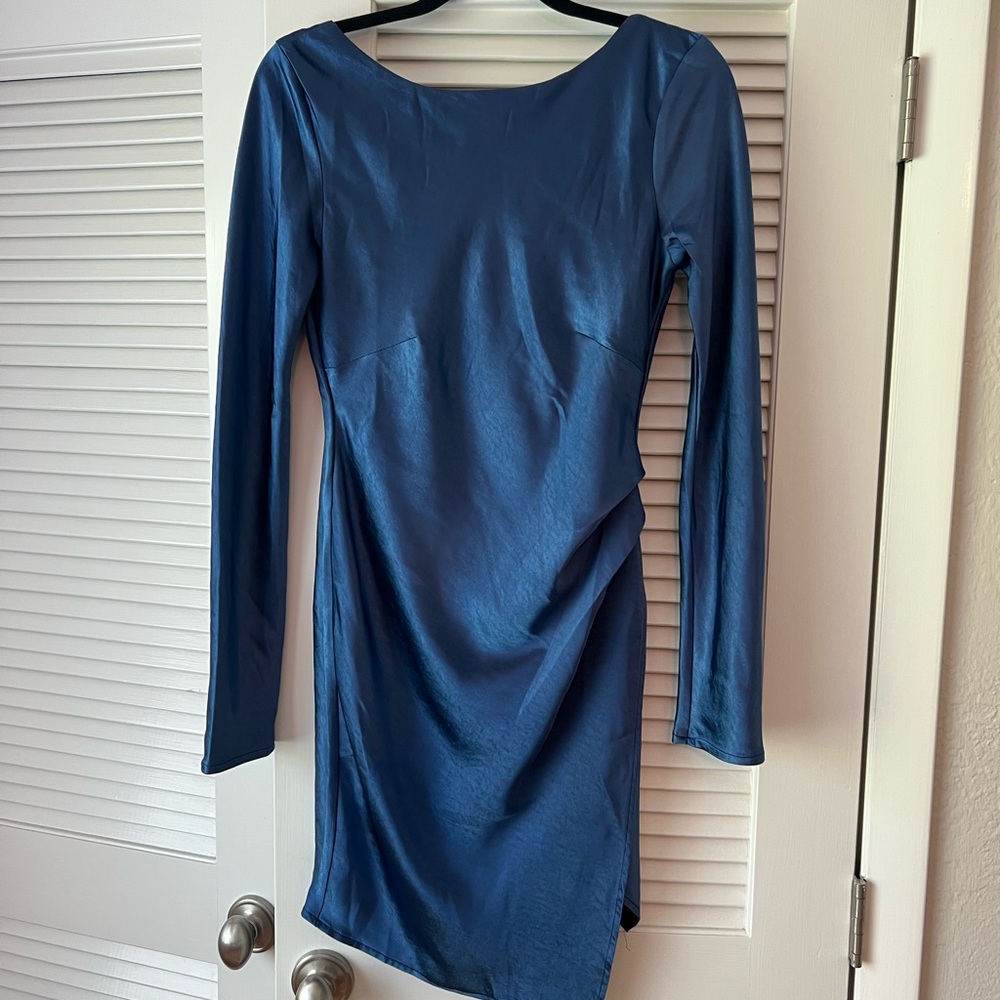 NWT Blue Long Sleeve Cocktail Dress